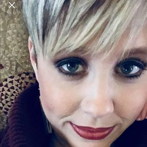 Meet your Posher, Tara